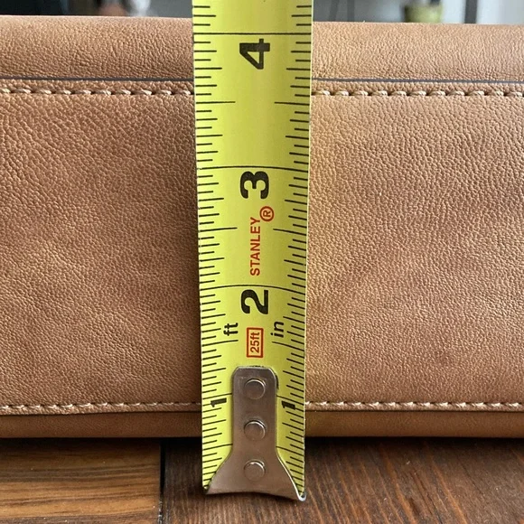 FRYE Tan Leather Shoulder Bag with Chain Strap - Picture 4 of 8